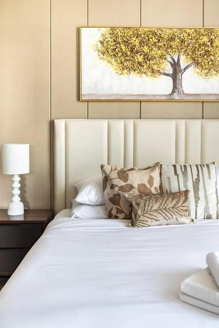 Guestready - Stylish Interiors In Business Bay Apartment Dubai