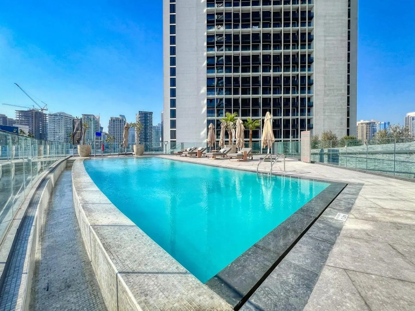 Guestready - Stylish Interiors In Business Bay Apartment Dubai
