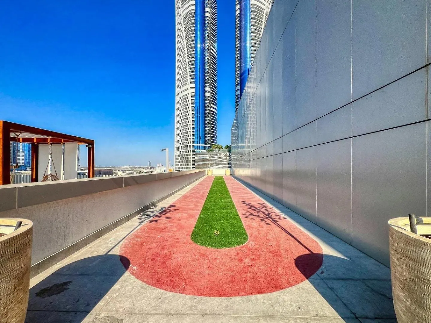 Guestready - Stylish Interiors In Business Bay Apartment Dubai