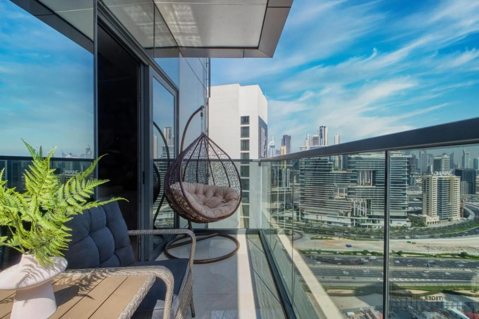 Апартаменты Guestready - Stylish Interiors In Business Bay Дубай ОАЭ